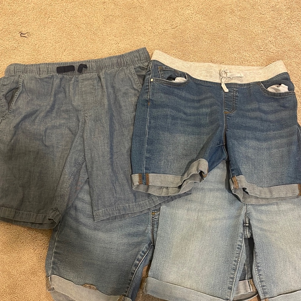 Lot of 4 denim shirts. XL
